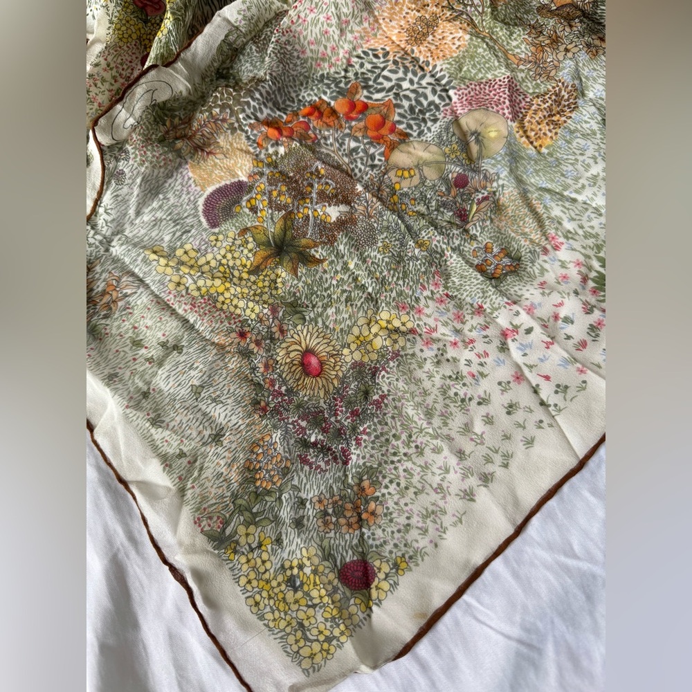 Gucci wrap - Picture 14 of 16